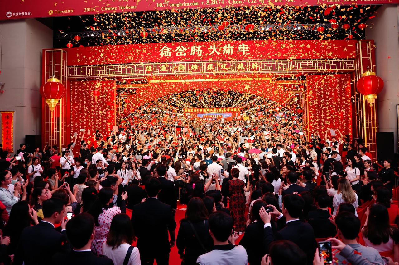 桃花视频《星辰大海》票房突破30亿，创华语科幻新纪录