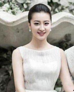 赵颖燕个人资料简介,才华横溢的影视新星，多面发展的演艺人生
